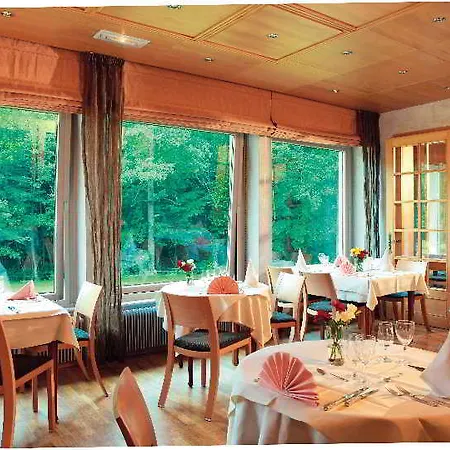 La Fischhutte, The Originals Relais 모커치