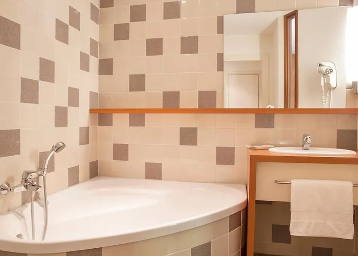 La Fischhutte, The Originals Relais 3*